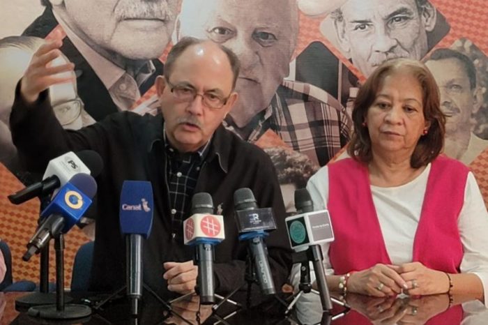 felipe mujica MAS
