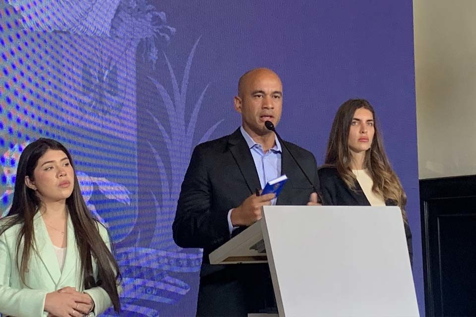 Héctor Rodríguez, representante de la delegación chavista, sobre acuerdos firmados en Barbados ministerio de educación