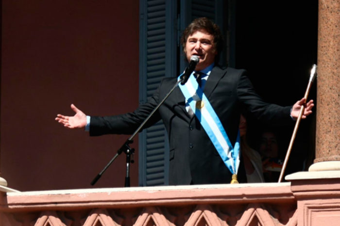 Javier Milei, entre la necesidad y la urgencia Edmundo González Urrutia
