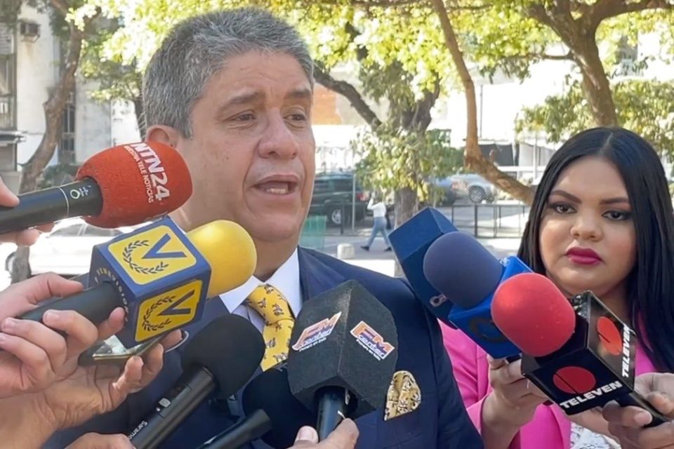 José Gregorio Correa renta celular AN