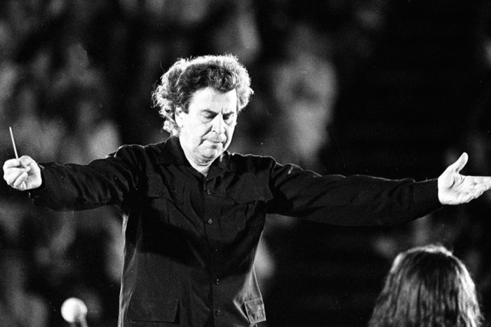 Mikis Theodorakis y Gabriela García Márquez en la genética del MAS