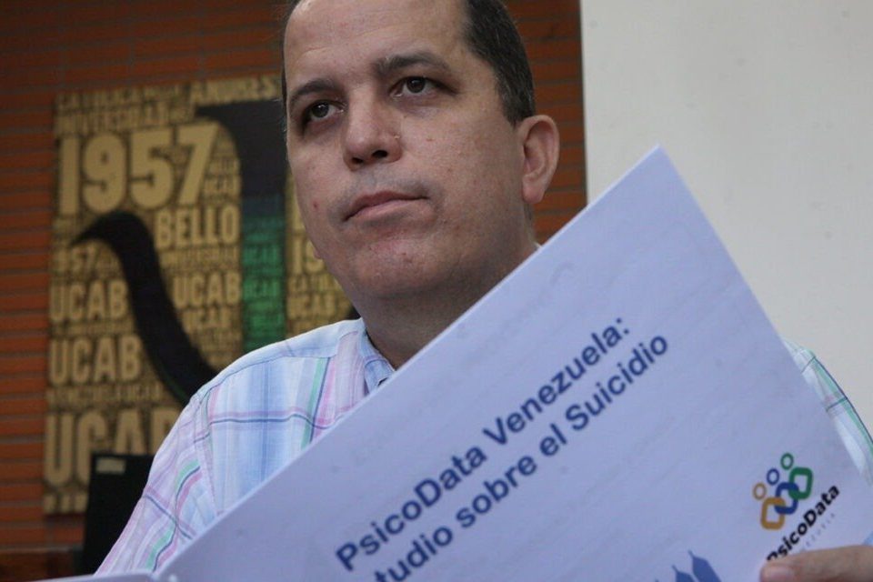 Danny-Socorro UCAB suicidio