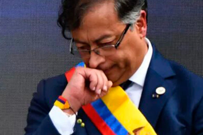 El silencio cómplice de Gustavo Petro