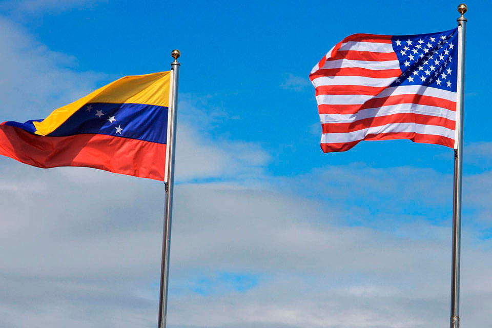 Posible regreso de sanciones reducirá renta petrolera