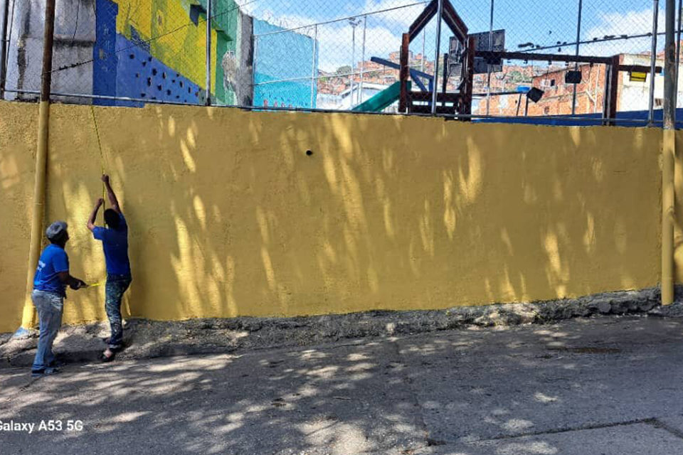 Uniendo Voluntades borrado murales