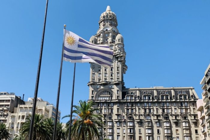 Uruguay bandera CPI