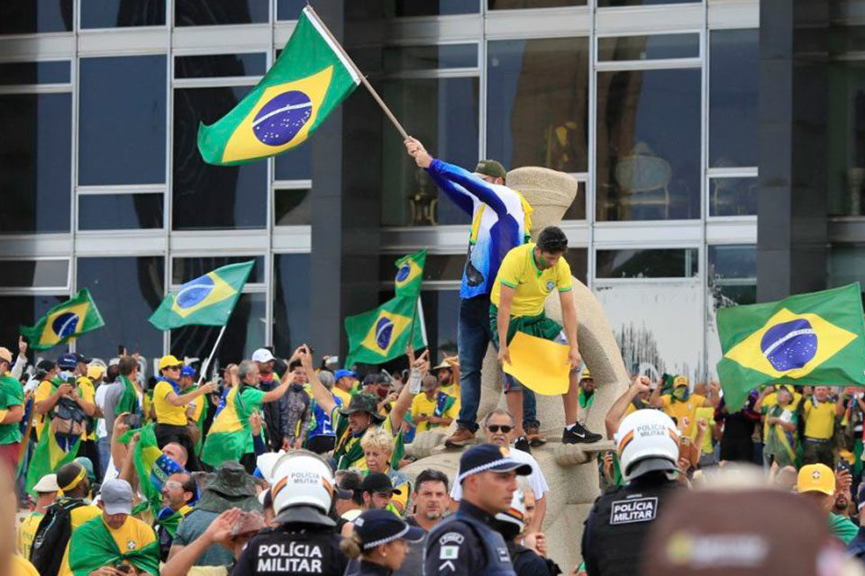 Bolsonaro, Lula, Bonaparte y Malaparte