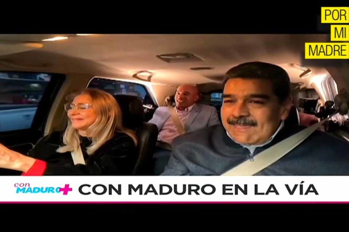 Con Maduro + Por Mi Madre los Teques