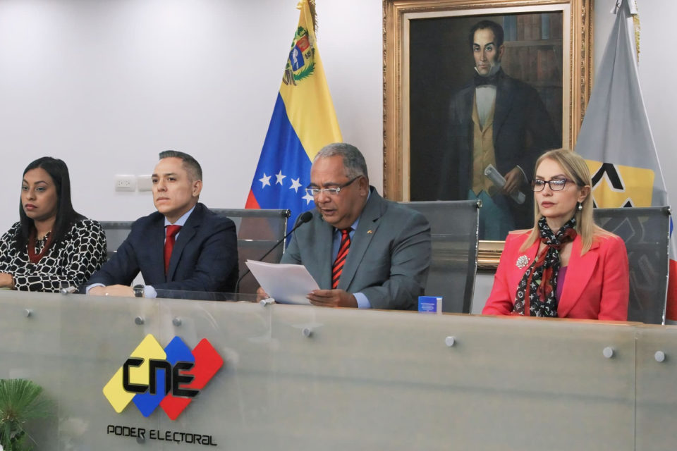 Elvis Amoroso CNE cronograma electoral partidos sustituciones