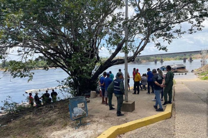 Familiares_apoyo rio caroní búsqueda