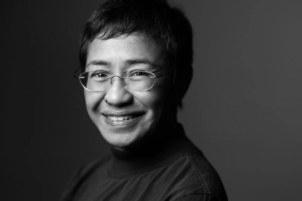 María Ressa premio nobel 2021 ciberacoso periodistas