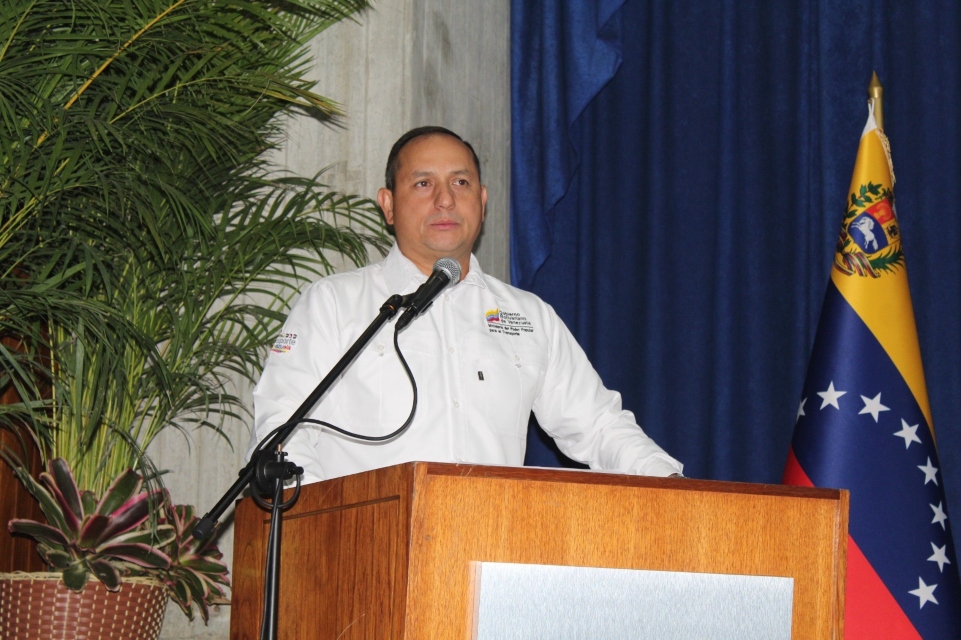 Ramón Velásquez Araguayán Conviasa