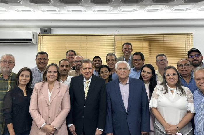 Plataforma Unitaria Edmundo González