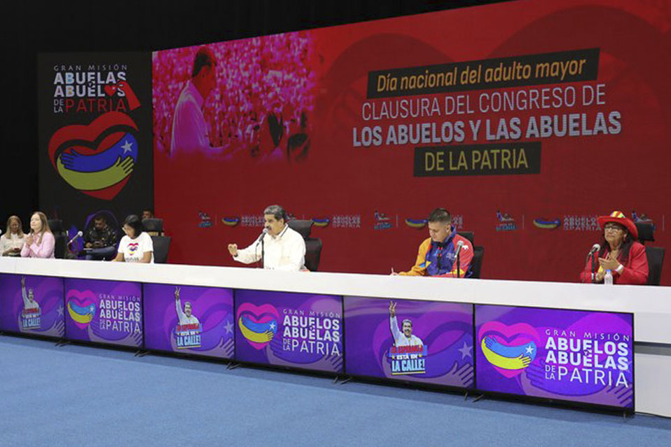 Maduro adultos mayores abuelos