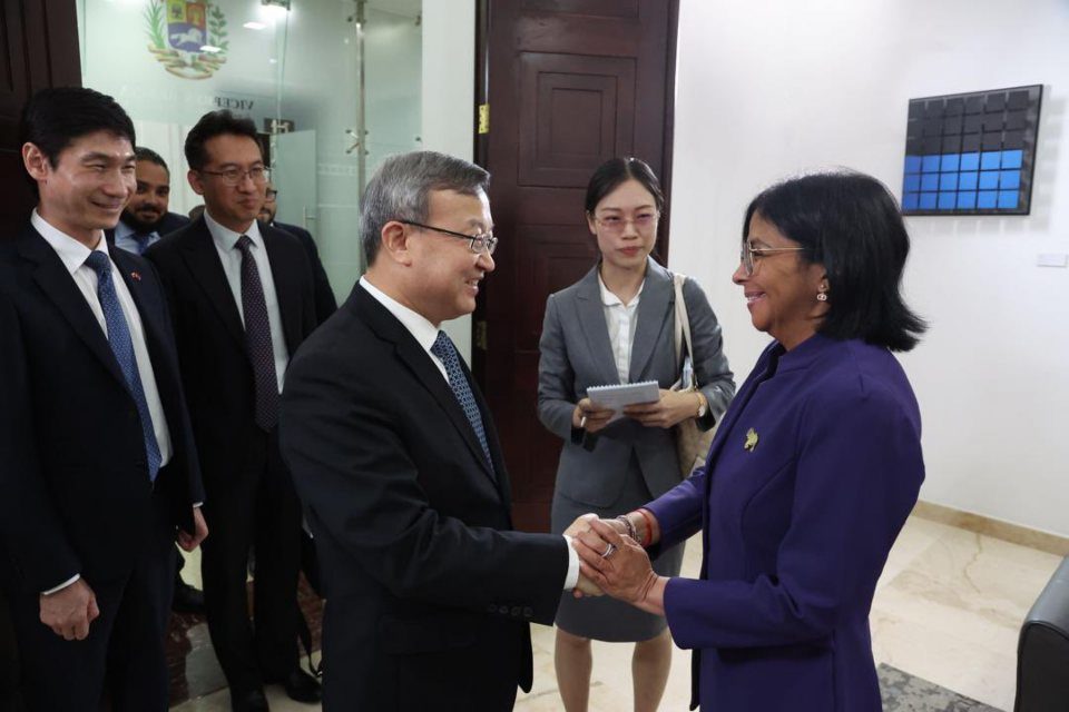 Wang Shouwen China Delcy Rodríguez