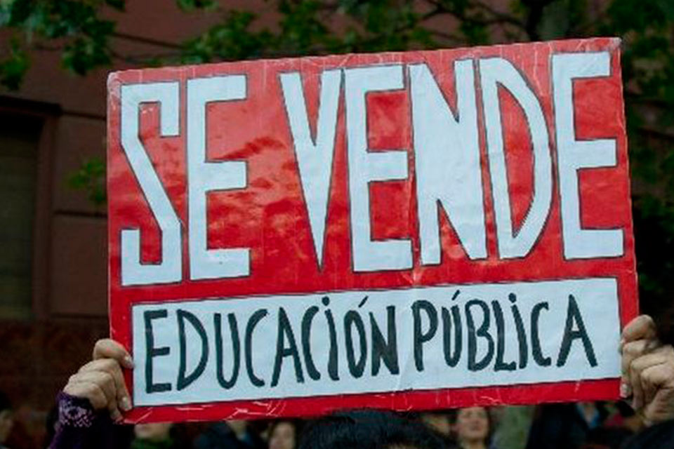 ¿Educación gratuita o privada?