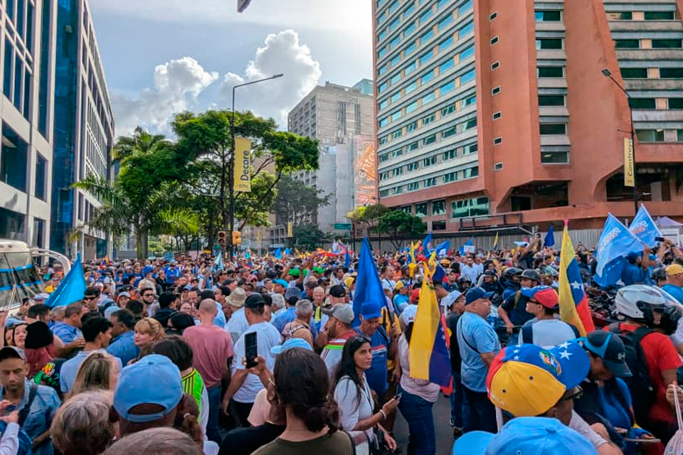 Marcha Oposición #4Jul