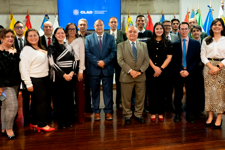 El CLAD celebra sus 52 años