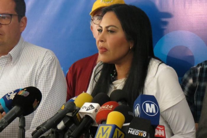 Delsa Solórzano