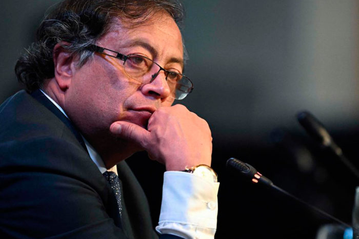 Medidas regresivas del gobierno de Gustavo Petro frente a la migración venezolana Colombia