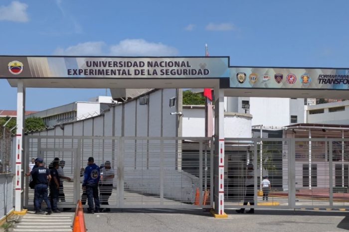 Unes denuncia de votos