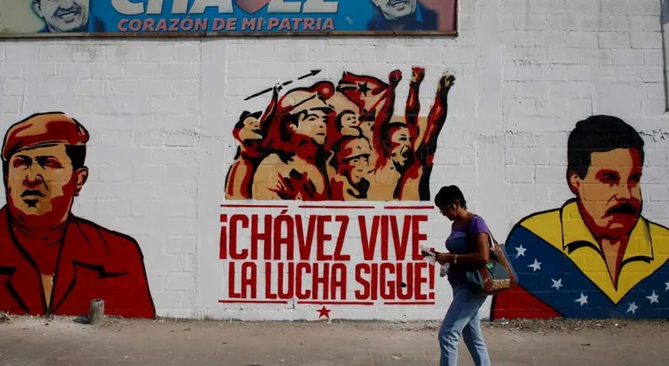 Nicolás Maduro y Hugo Chávez