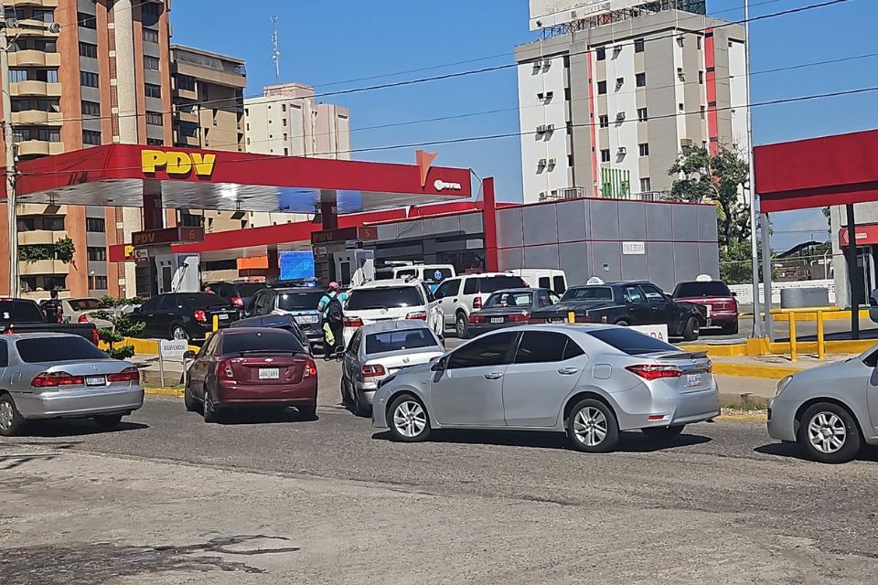 colas por gasolina apagón #30Ago