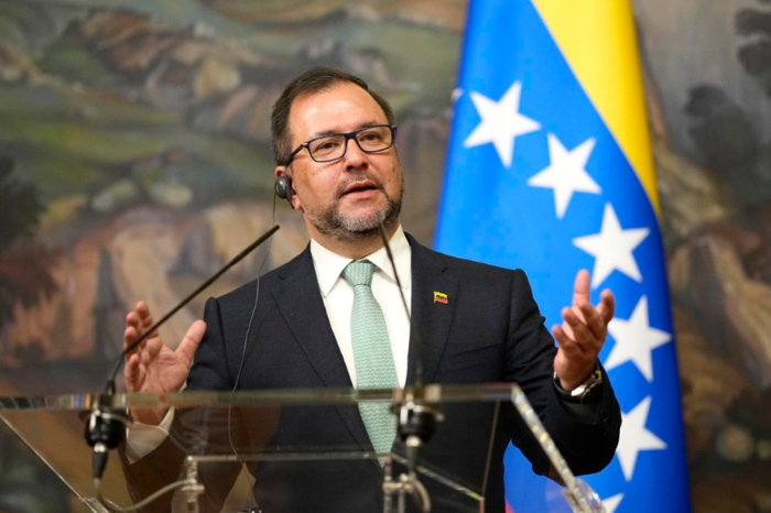 Yván Gil González Urrutia España Lula presos políticos Cancillería Marco Rubio Ecuador