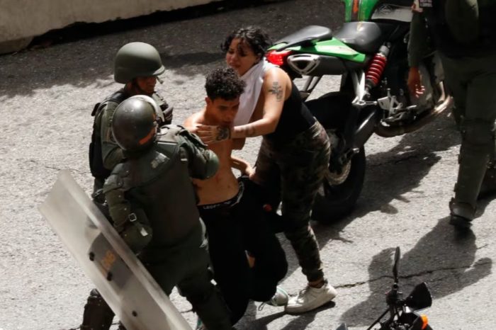 Adolescentes detenidos en Venezuela