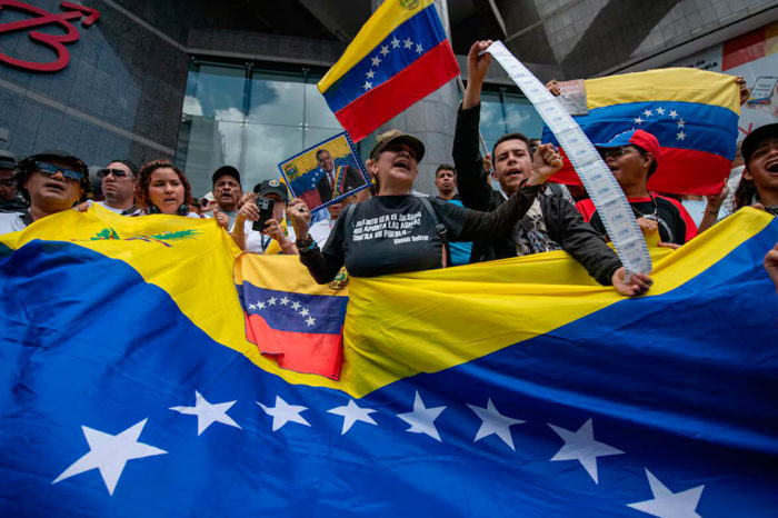 Frente democrático: Una respuesta unitaria al golpe de Estado