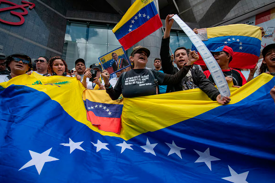 Frente democrático: Una respuesta unitaria al golpe de Estado