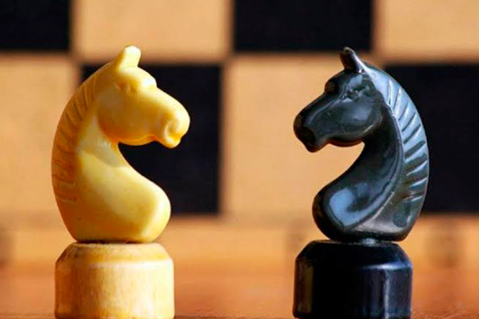 Confrontar, no resistir