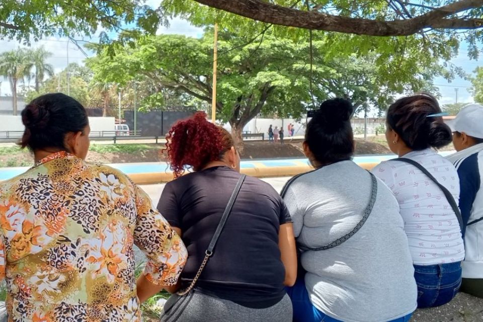 familiares penal de Tocuyito aislamiento Tocorón presos políticos OVP