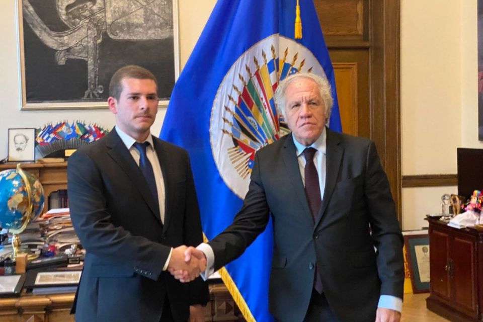 Hijo de Perkins Rocha con Almagro