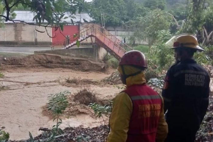 Lluvias bomberos estado Sucre