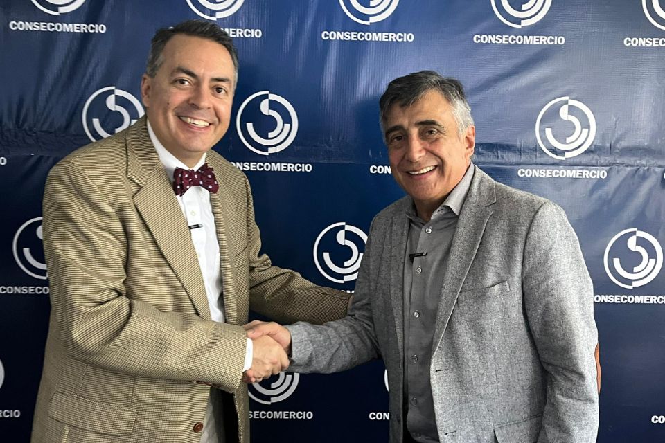 Consecomercio y Atenas Group
