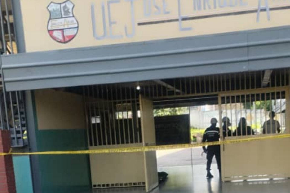 Liceo Enrique Arias Mérida