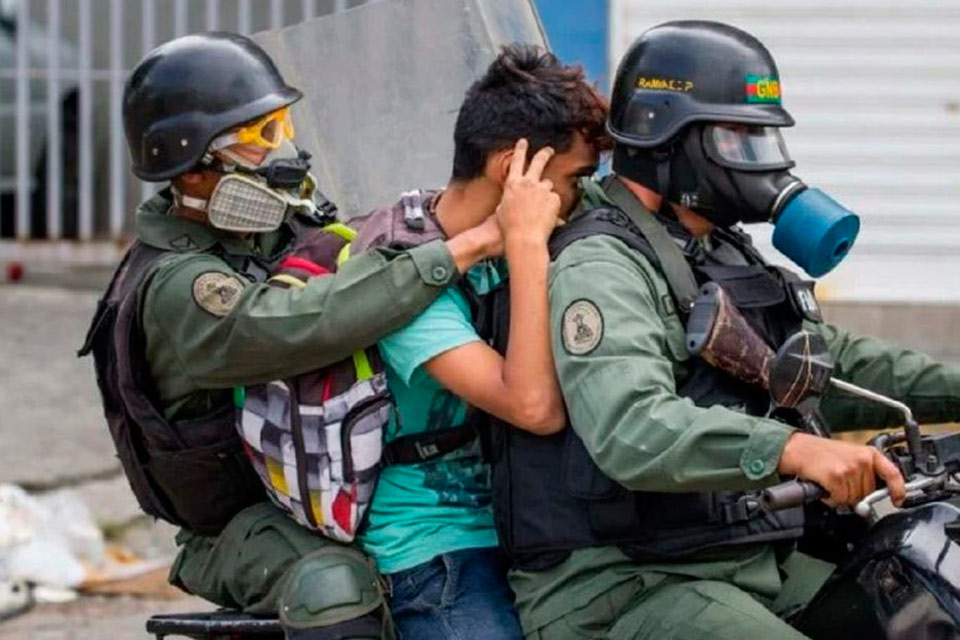 Niños presos