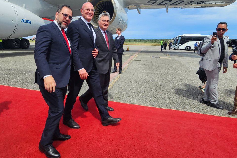 Yván Gil Melik Bagdasarov Chernishenko Rusia