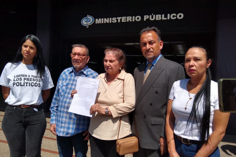 Jesús Armas familiares
