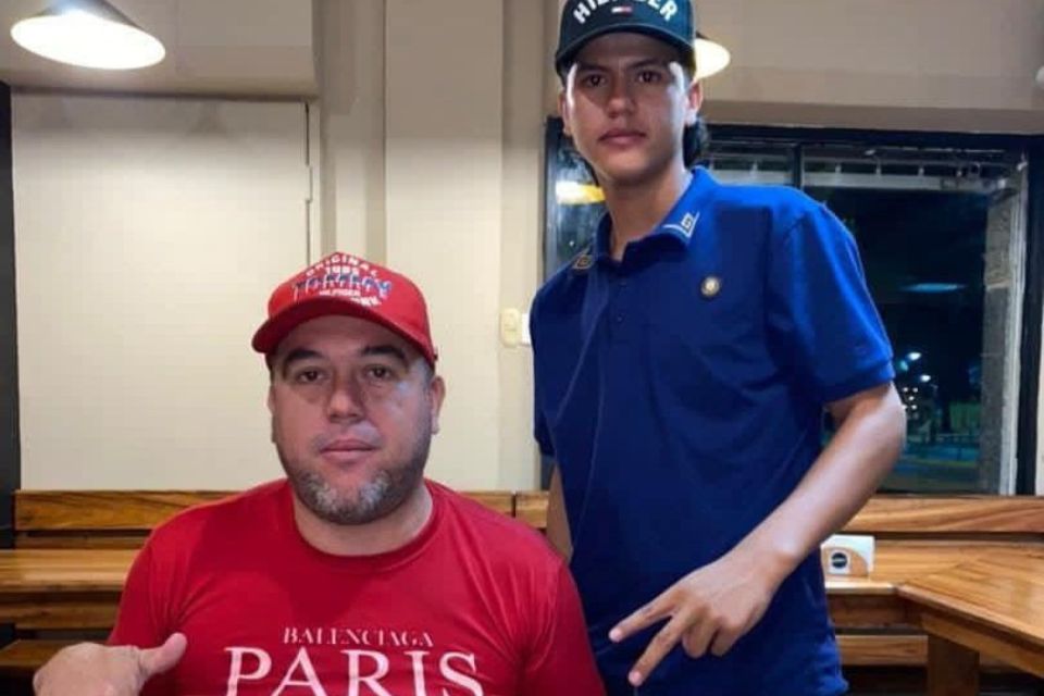 Oswual Alexander González y su hijo, Oswual Alex presos políticos