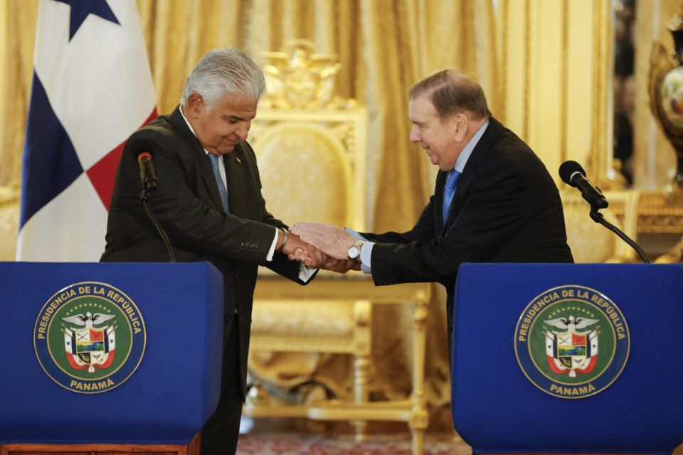 Edmundo González con presidente de Panamá Mulino