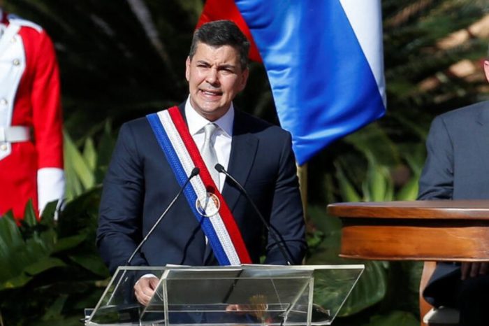 Santiago Peña Paraguay