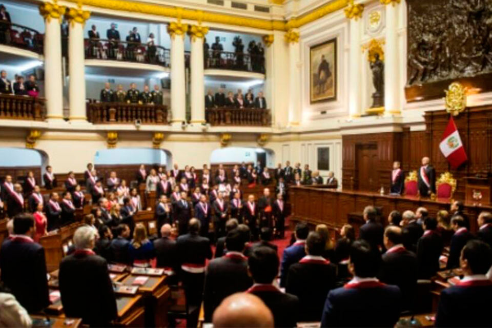 Sexo por votos, el nuevo escándalo en el Congreso peruano