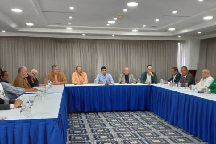 elecciones oposición intervenida