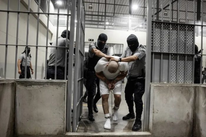 Venezolanos venezolano enviados a El Salvador 3 migrantes venezolanos