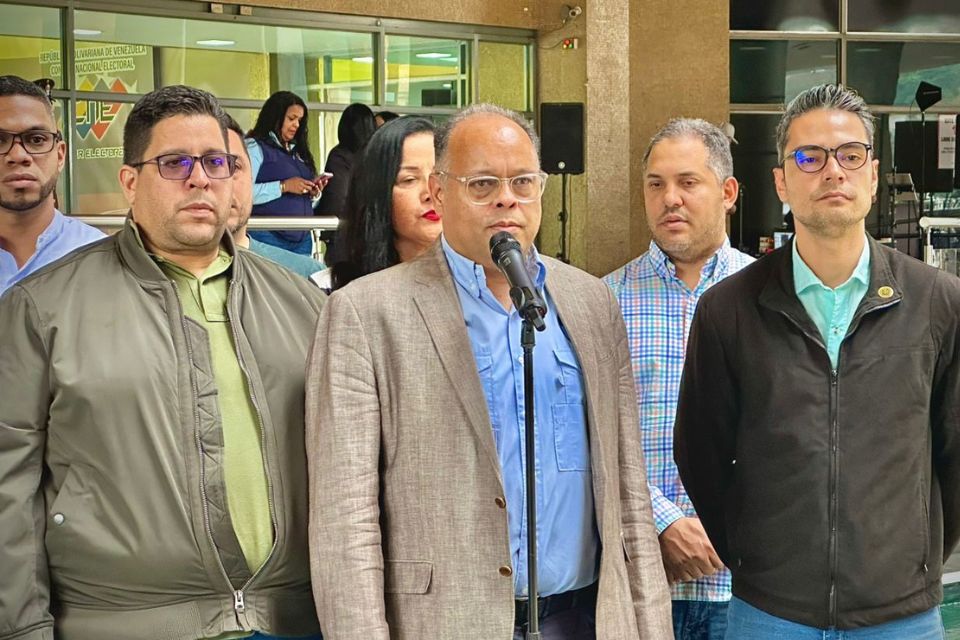 Máximo Sánchez Fuerza Vecinal postulaciones regionales