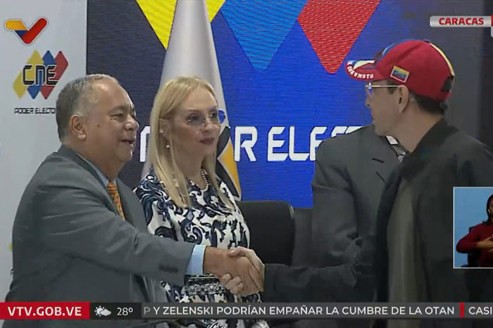 Capriles adjudicación CNE elecciones regionales 2025 vtv