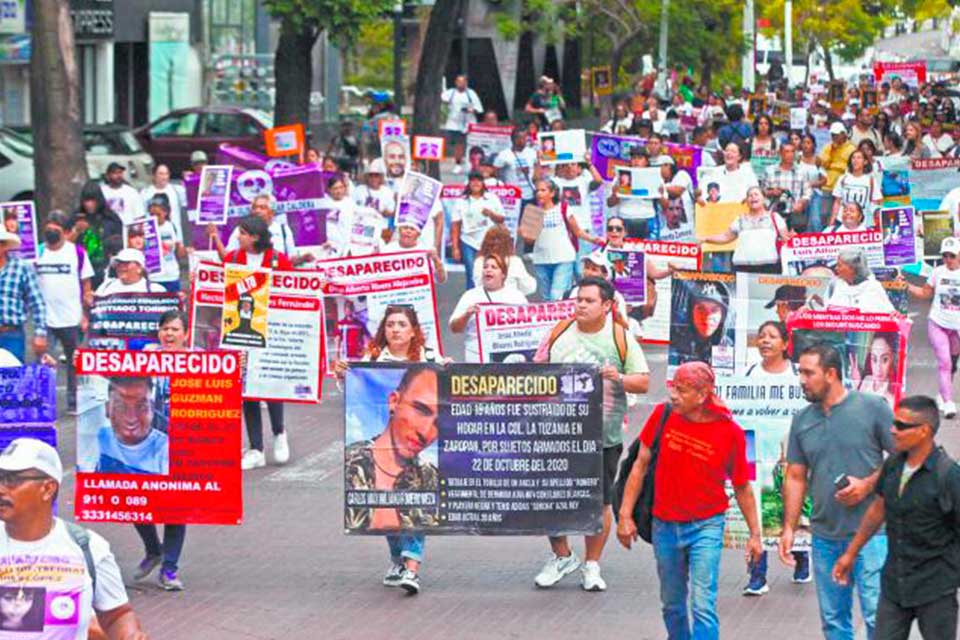 Desaparecer dos veces en México