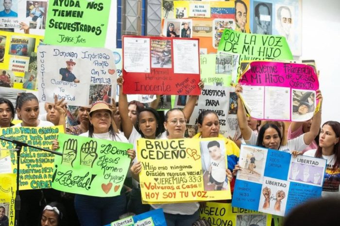Familiares de enviados a El Salvador (1)